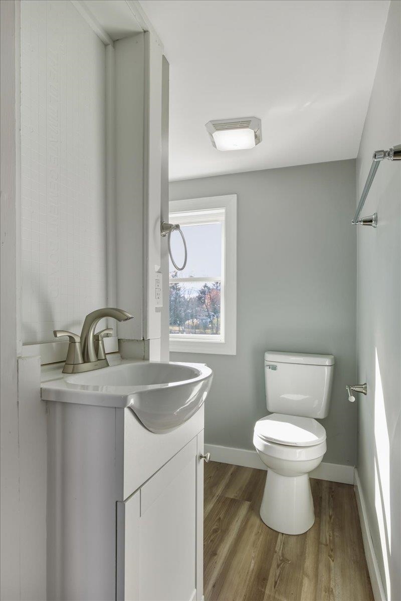 410 BRUCE ST, BRIDGEWATER, Virginia 22812, 3 Bedrooms Bedrooms, ,1 BathroomBathrooms,Residential,410 BRUCE ST,670989 MLS # 670989