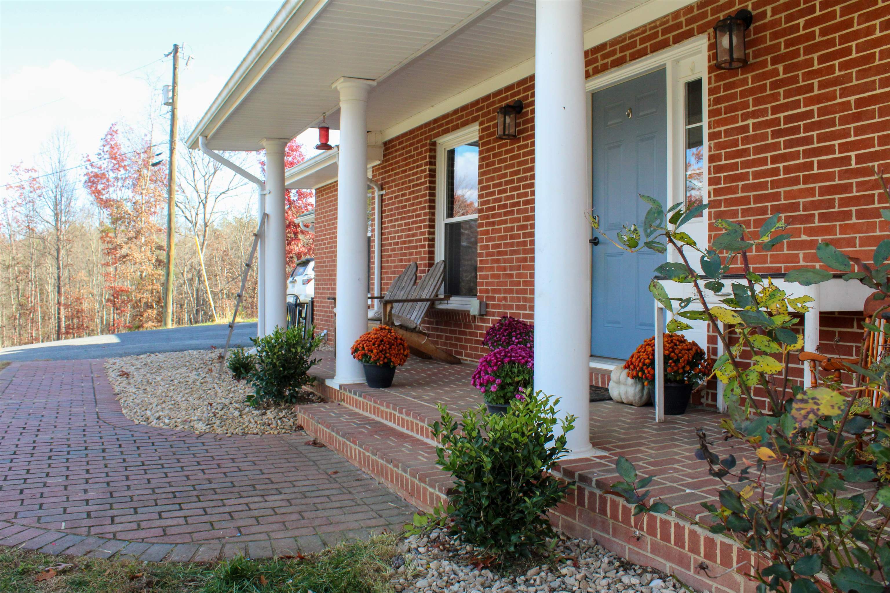 169 CALF MOUNTAIN RD, WAYNESBORO, Virginia 22980, 3 Bedrooms Bedrooms, ,2 BathroomsBathrooms,Residential,169 CALF MOUNTAIN RD,670991 MLS # 670991