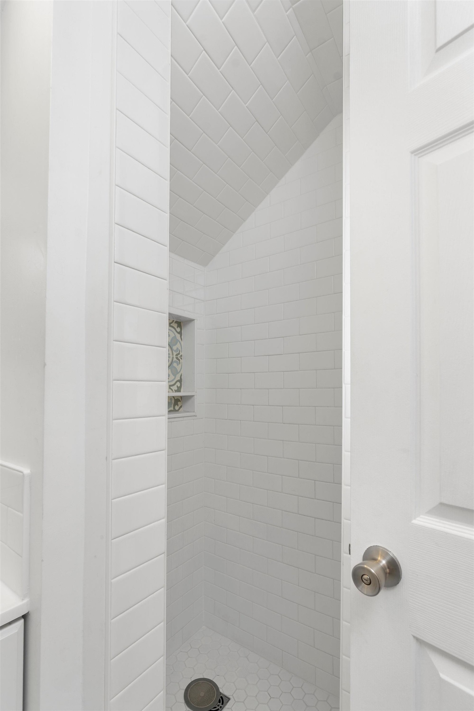 300 HIGHLAND AVE, STAUNTON, Virginia 24401, 2 Bedrooms Bedrooms, ,2 BathroomsBathrooms,Residential,300 HIGHLAND AVE,670992 MLS # 670992