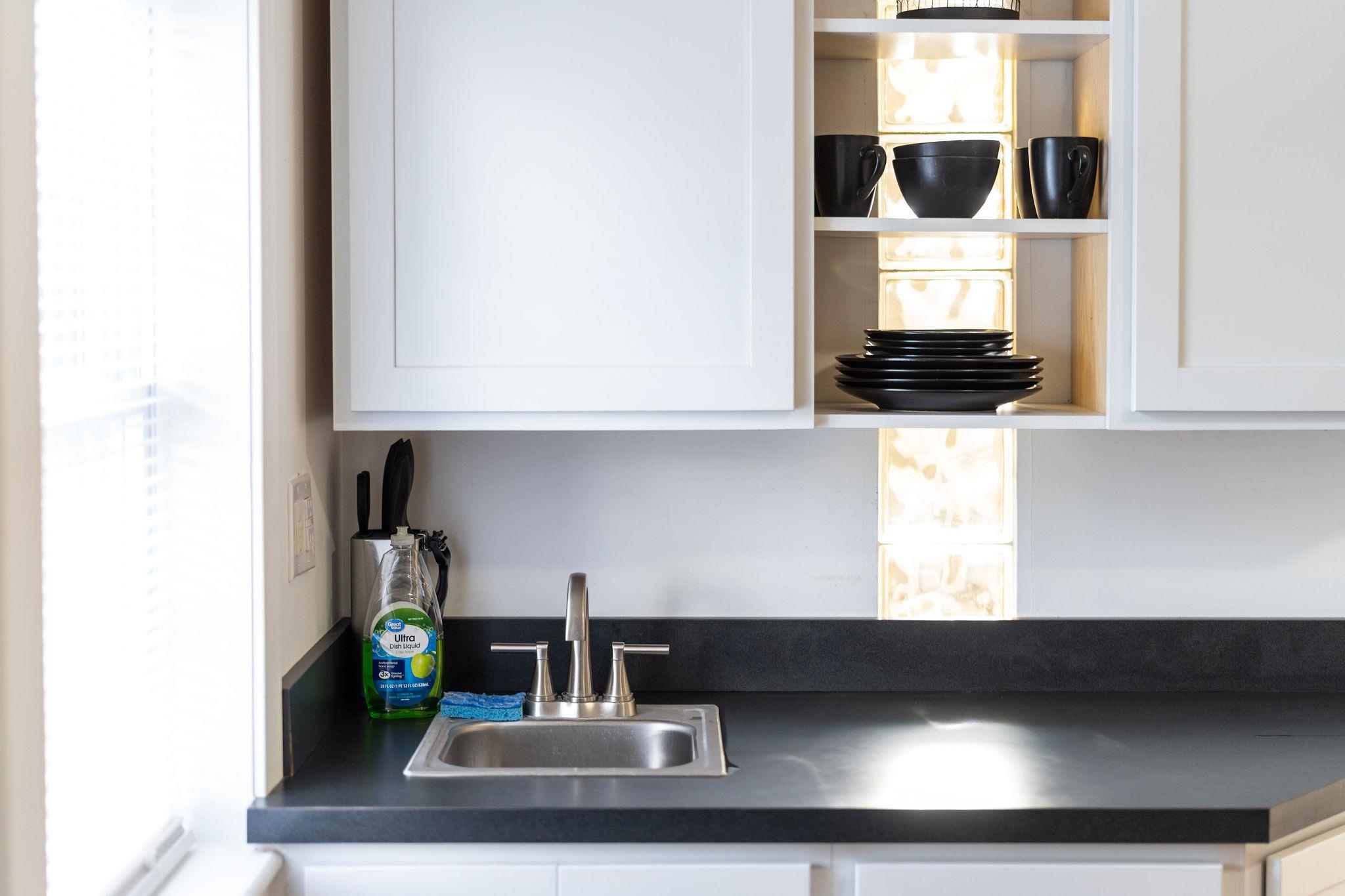 300 HIGHLAND AVE, STAUNTON, Virginia 24401, 2 Bedrooms Bedrooms, ,2 BathroomsBathrooms,Residential,300 HIGHLAND AVE,670992 MLS # 670992