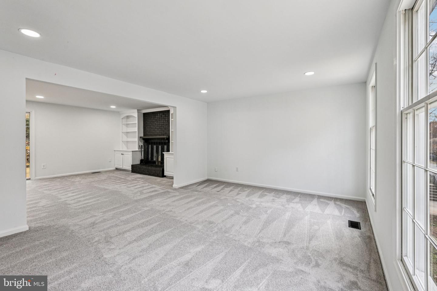 15331 EDGEHILL DR, DUMFRIES, Virginia 22025, 5 Bedrooms Bedrooms, ,3 BathroomsBathrooms,Residential,For sale,15331 EDGEHILL DR,VAPW2106502 MLS # VAPW2106502 15331 EDGEHILL DR, DUMFRIES, Virginia 22025, 5 Bedrooms Bedrooms, ,3 BathroomsBathrooms,Residential,For sale,15331 EDGEHILL DR,VAPW2106502 MLS # VAPW2106502