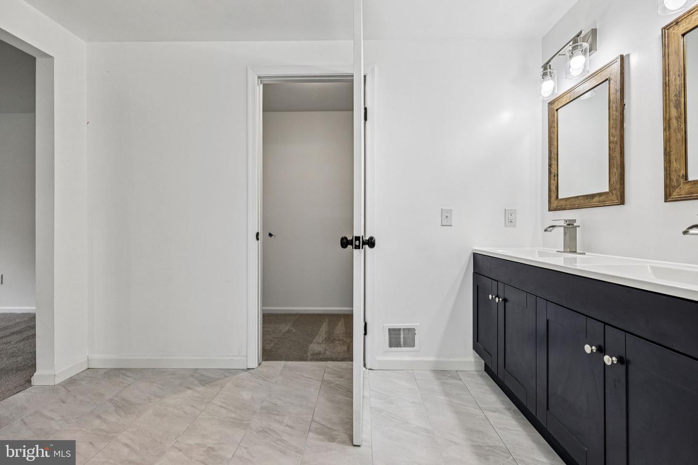 15331 EDGEHILL DR, DUMFRIES, Virginia 22025, 5 Bedrooms Bedrooms, ,3 BathroomsBathrooms,Residential,For sale,15331 EDGEHILL DR,VAPW2106502 MLS # VAPW2106502 15331 EDGEHILL DR, DUMFRIES, Virginia 22025, 5 Bedrooms Bedrooms, ,3 BathroomsBathrooms,Residential,For sale,15331 EDGEHILL DR,VAPW2106502 MLS # VAPW2106502