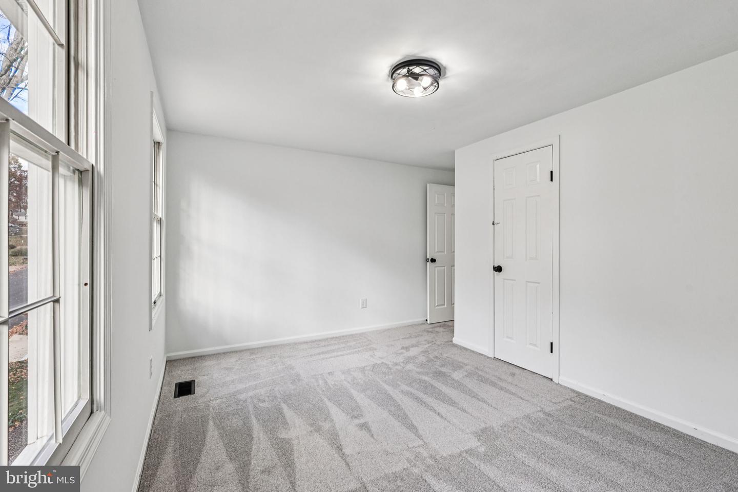 15331 EDGEHILL DR, DUMFRIES, Virginia 22025, 5 Bedrooms Bedrooms, ,3 BathroomsBathrooms,Residential,For sale,15331 EDGEHILL DR,VAPW2106502 MLS # VAPW2106502 15331 EDGEHILL DR, DUMFRIES, Virginia 22025, 5 Bedrooms Bedrooms, ,3 BathroomsBathrooms,Residential,For sale,15331 EDGEHILL DR,VAPW2106502 MLS # VAPW2106502