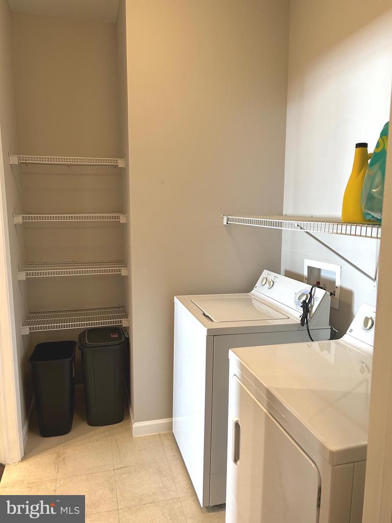 12933 CENTRE PARK CIR #305, HERNDON, Virginia 20171, 1 Bedroom Bedrooms, ,1 BathroomBathrooms,Residential,For sale,12933 CENTRE PARK CIR #305,VAFX2275902 MLS # VAFX2275902 12933 CENTRE PARK CIR #305, HERNDON, Virginia 20171, 1 Bedroom Bedrooms, ,1 BathroomBathrooms,Residential,For sale,12933 CENTRE PARK CIR #305,VAFX2275902 MLS # VAFX2275902