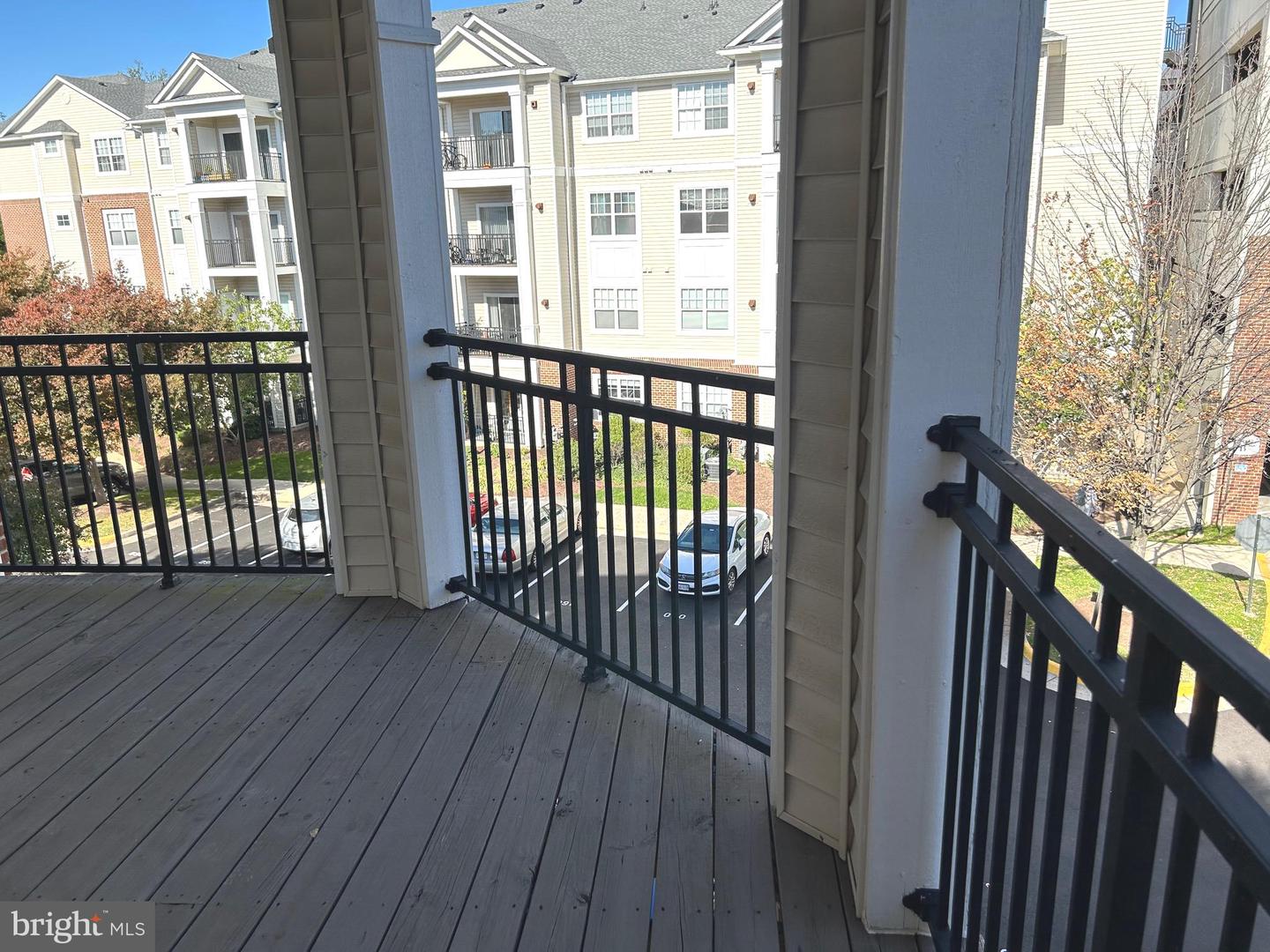 12933 CENTRE PARK CIR #305, HERNDON, Virginia 20171, 1 Bedroom Bedrooms, ,1 BathroomBathrooms,Residential,For sale,12933 CENTRE PARK CIR #305,VAFX2275902 MLS # VAFX2275902 12933 CENTRE PARK CIR #305, HERNDON, Virginia 20171, 1 Bedroom Bedrooms, ,1 BathroomBathrooms,Residential,For sale,12933 CENTRE PARK CIR #305,VAFX2275902 MLS # VAFX2275902