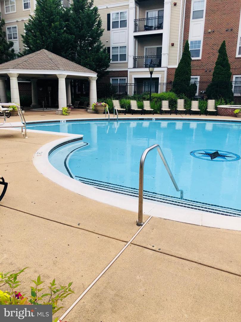 12933 CENTRE PARK CIR #305, HERNDON, Virginia 20171, 1 Bedroom Bedrooms, ,1 BathroomBathrooms,Residential,For sale,12933 CENTRE PARK CIR #305,VAFX2275902 MLS # VAFX2275902 12933 CENTRE PARK CIR #305, HERNDON, Virginia 20171, 1 Bedroom Bedrooms, ,1 BathroomBathrooms,Residential,For sale,12933 CENTRE PARK CIR #305,VAFX2275902 MLS # VAFX2275902