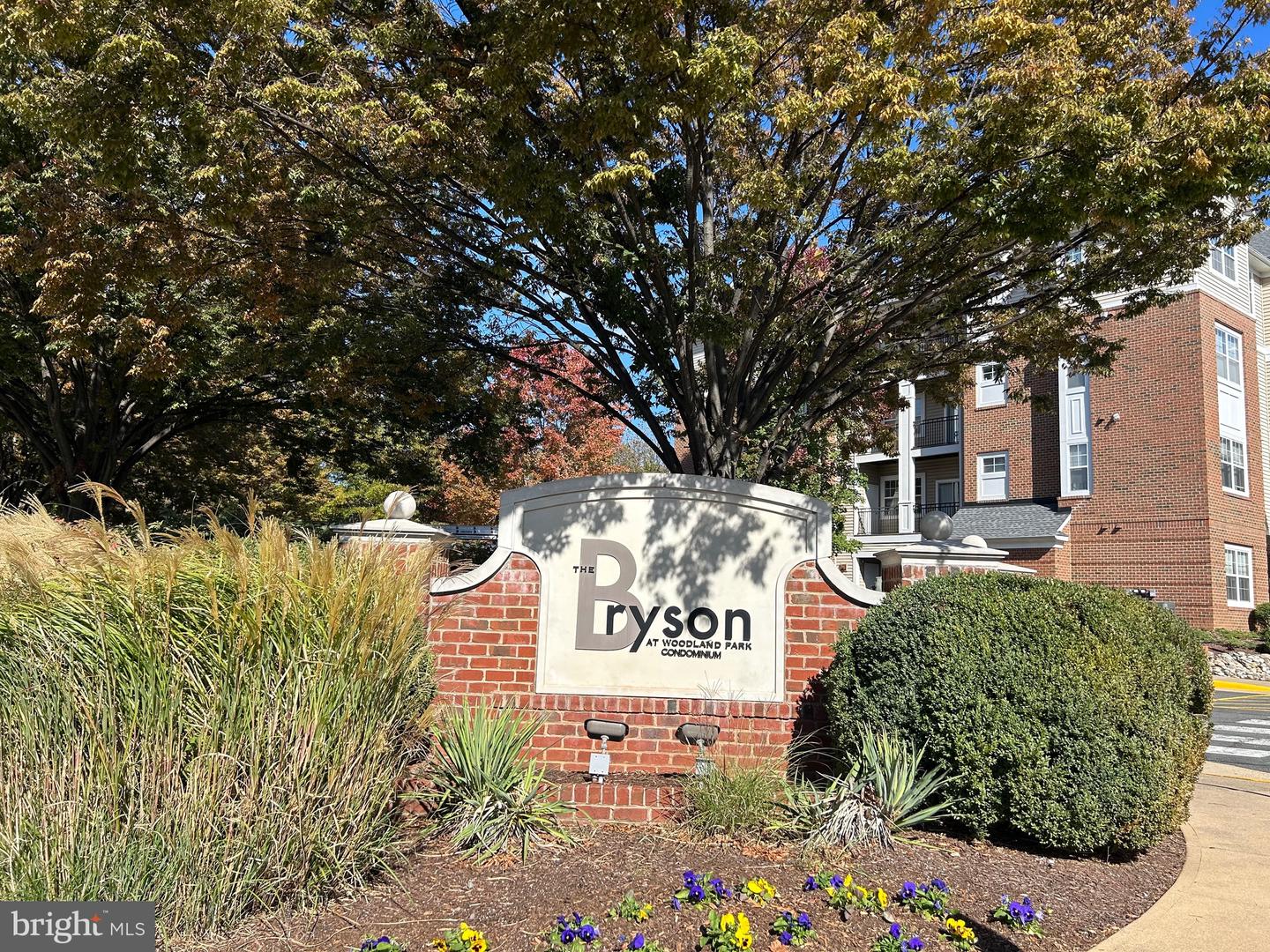 12933 CENTRE PARK CIR #305, HERNDON, Virginia 20171, 1 Bedroom Bedrooms, ,1 BathroomBathrooms,Residential,For sale,12933 CENTRE PARK CIR #305,VAFX2275902 MLS # VAFX2275902 12933 CENTRE PARK CIR #305, HERNDON, Virginia 20171, 1 Bedroom Bedrooms, ,1 BathroomBathrooms,Residential,For sale,12933 CENTRE PARK CIR #305,VAFX2275902 MLS # VAFX2275902