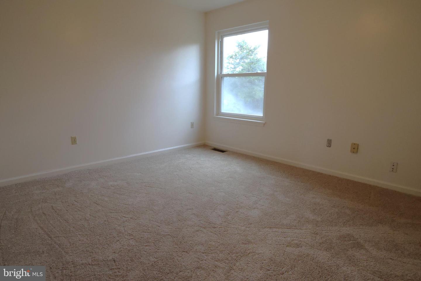 85 BREEZEWOOD DR, FREDERICKSBURG, Virginia 22407, 3 Bedrooms Bedrooms, ,2 BathroomsBathrooms,Residential,For sale,85 BREEZEWOOD DR,VASP2037228 MLS # VASP2037228