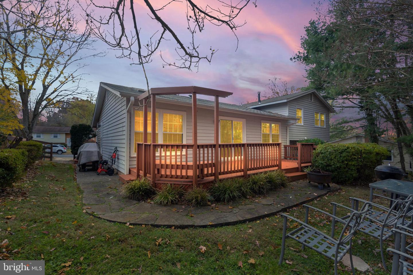 2218 WINDJAMMER DR, WOODBRIDGE, Virginia 22192, 3 Bedrooms Bedrooms, ,2 BathroomsBathrooms,Residential,For sale,2218 WINDJAMMER DR,VAPW2107048 MLS # VAPW2107048 2218 WINDJAMMER DR, WOODBRIDGE, Virginia 22192, 3 Bedrooms Bedrooms, ,2 BathroomsBathrooms,Residential,For sale,2218 WINDJAMMER DR,VAPW2107048 MLS # VAPW2107048