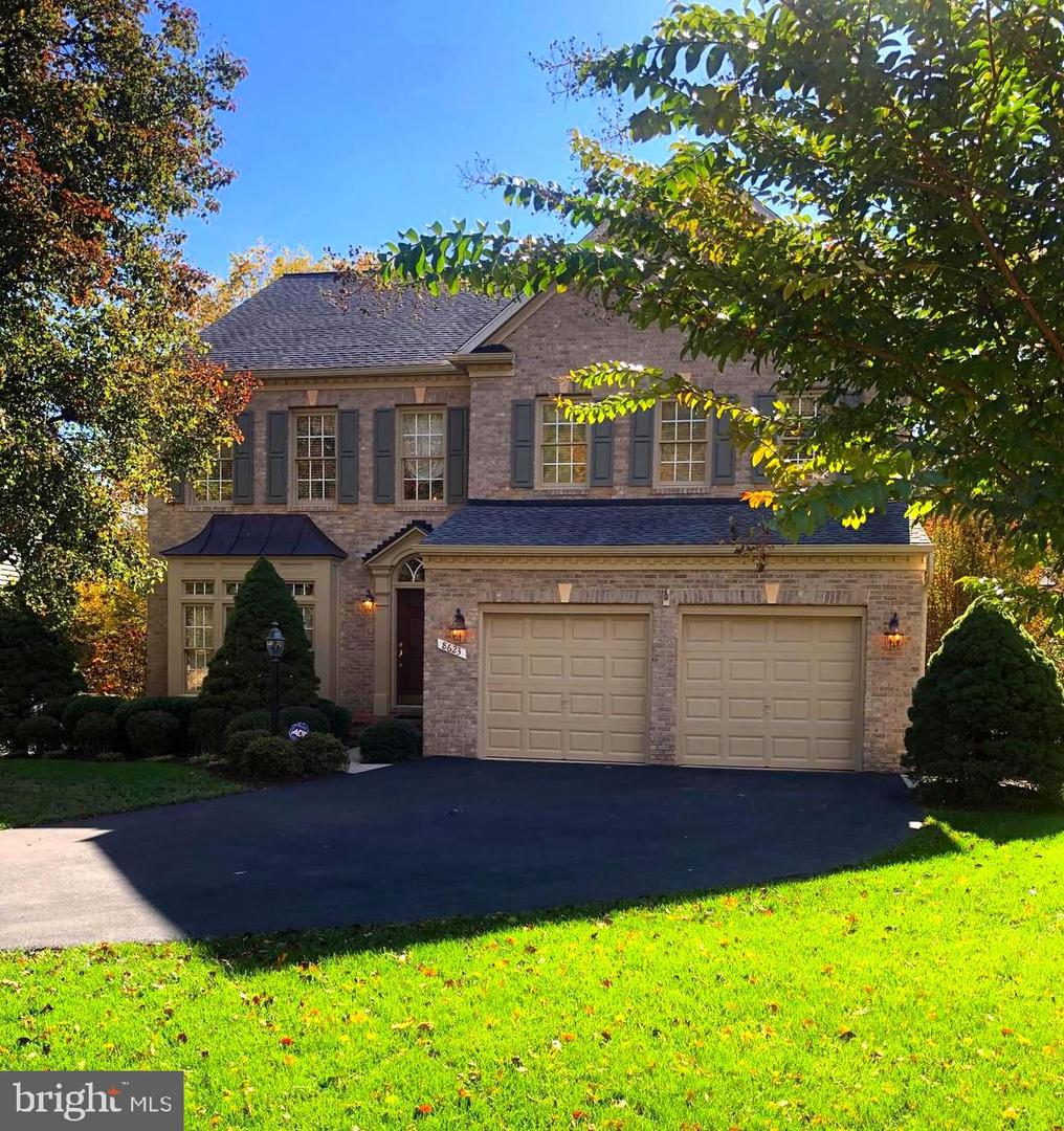 8623 JAMES CREEK DR, SPRINGFIELD, Virginia 22152, 5 Bedrooms Bedrooms, ,3 BathroomsBathrooms,Residential,For sale,8623 JAMES CREEK DR,VAFX2277582 MLS # VAFX2277582