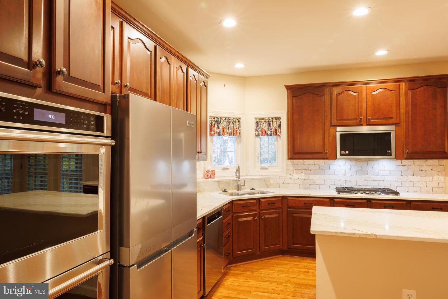 8623 JAMES CREEK DR, SPRINGFIELD, Virginia 22152, 5 Bedrooms Bedrooms, ,3 BathroomsBathrooms,Residential,For sale,8623 JAMES CREEK DR,VAFX2277582 MLS # VAFX2277582