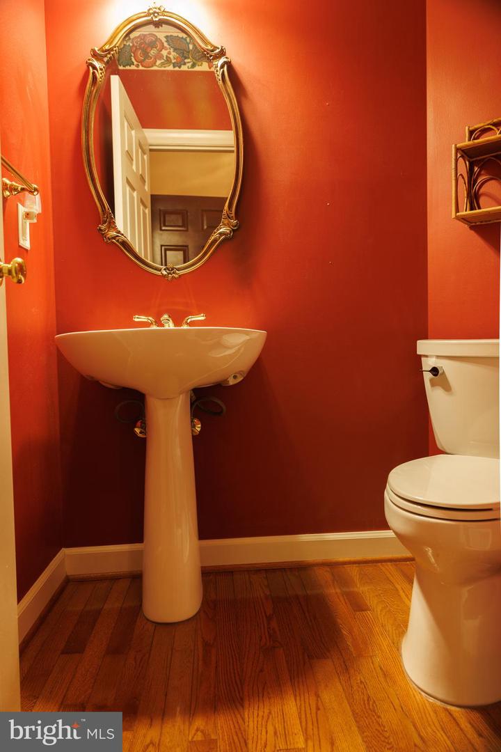 8623 JAMES CREEK DR, SPRINGFIELD, Virginia 22152, 5 Bedrooms Bedrooms, ,3 BathroomsBathrooms,Residential,For sale,8623 JAMES CREEK DR,VAFX2277582 MLS # VAFX2277582