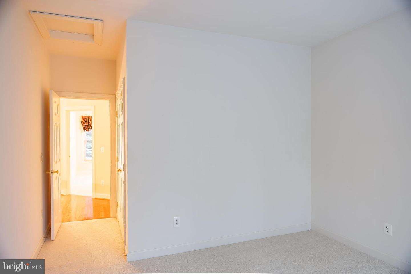 8623 JAMES CREEK DR, SPRINGFIELD, Virginia 22152, 5 Bedrooms Bedrooms, ,3 BathroomsBathrooms,Residential,For sale,8623 JAMES CREEK DR,VAFX2277582 MLS # VAFX2277582