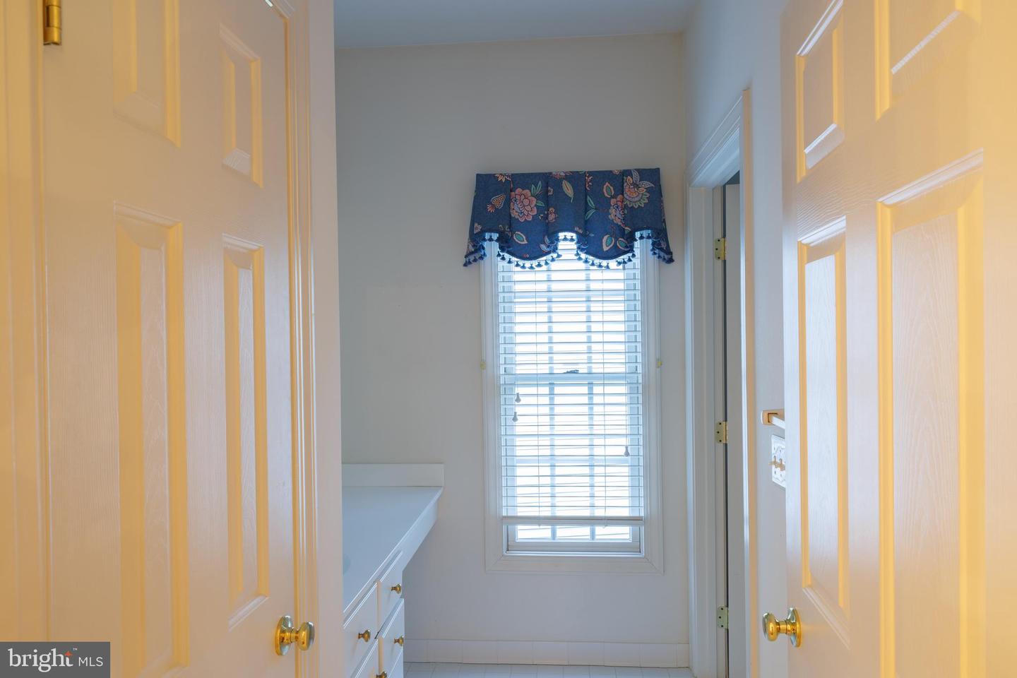 8623 JAMES CREEK DR, SPRINGFIELD, Virginia 22152, 5 Bedrooms Bedrooms, ,3 BathroomsBathrooms,Residential,For sale,8623 JAMES CREEK DR,VAFX2277582 MLS # VAFX2277582