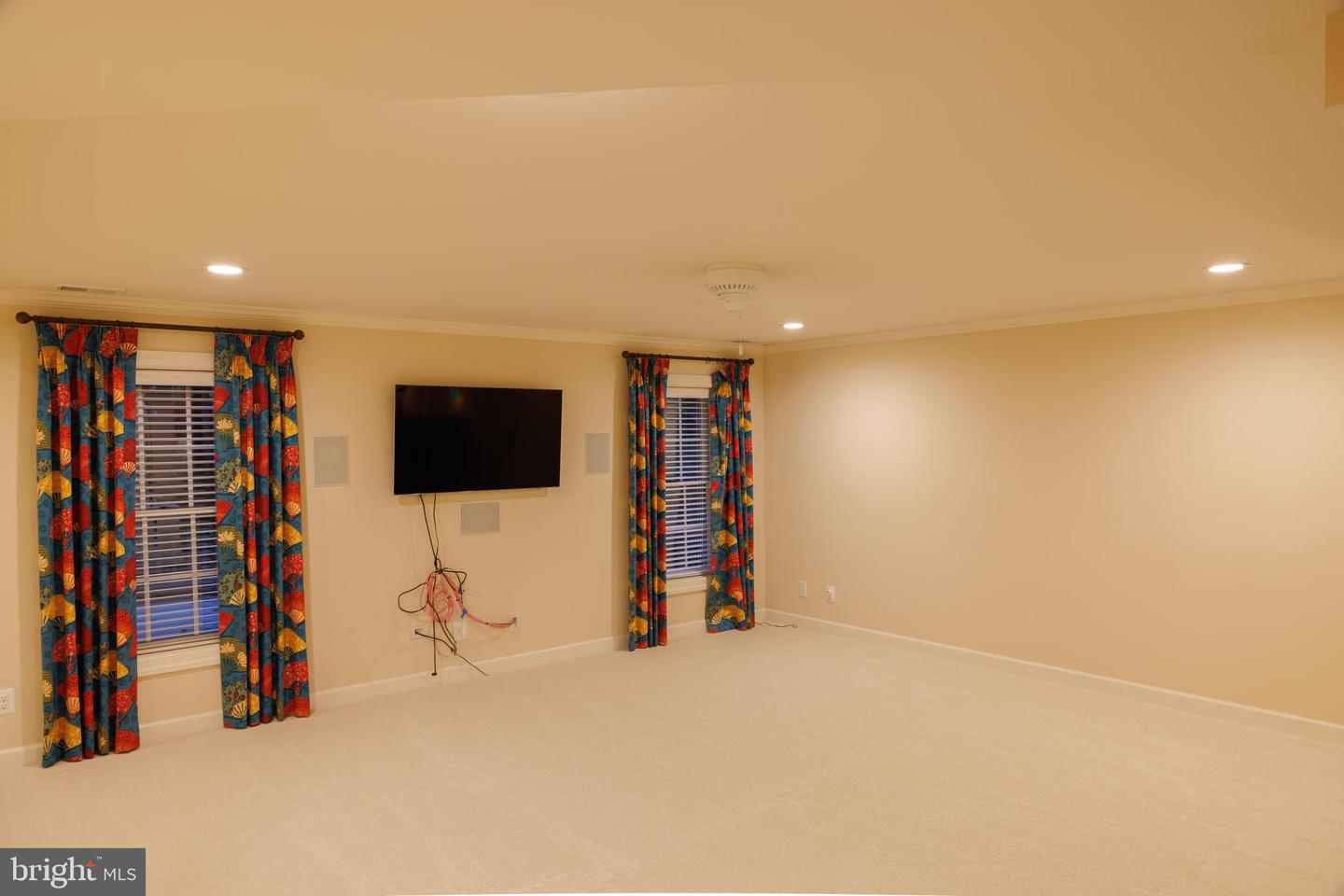 8623 JAMES CREEK DR, SPRINGFIELD, Virginia 22152, 5 Bedrooms Bedrooms, ,3 BathroomsBathrooms,Residential,For sale,8623 JAMES CREEK DR,VAFX2277582 MLS # VAFX2277582