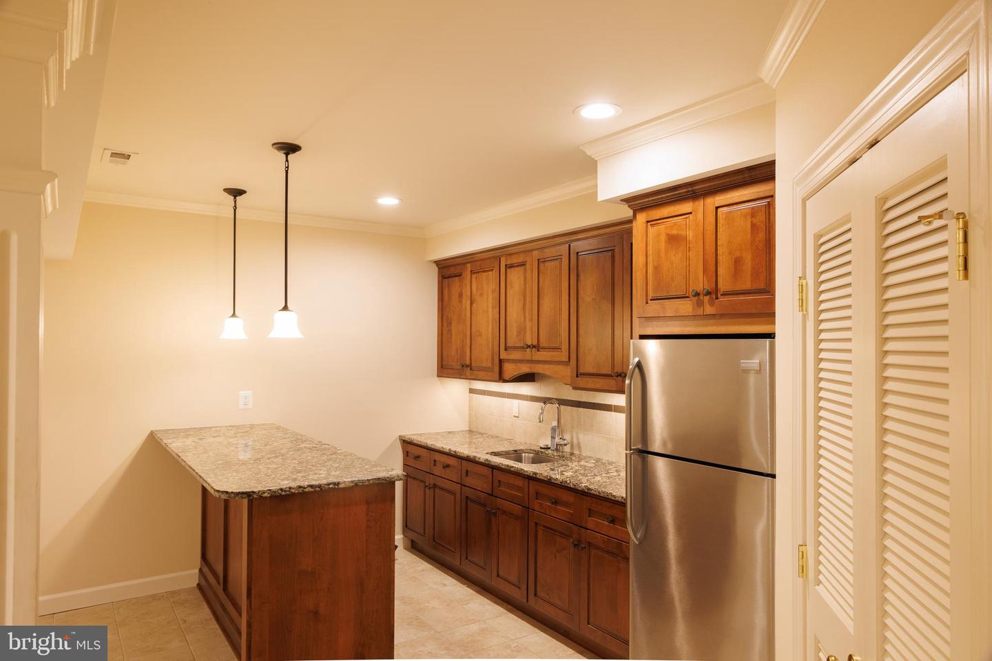 8623 JAMES CREEK DR, SPRINGFIELD, Virginia 22152, 5 Bedrooms Bedrooms, ,3 BathroomsBathrooms,Residential,For sale,8623 JAMES CREEK DR,VAFX2277582 MLS # VAFX2277582