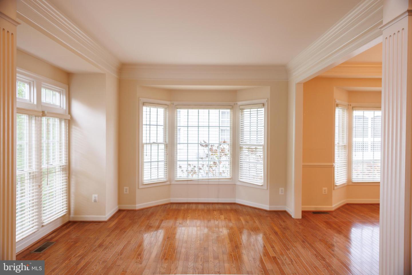 8623 JAMES CREEK DR, SPRINGFIELD, Virginia 22152, 5 Bedrooms Bedrooms, ,3 BathroomsBathrooms,Residential,For sale,8623 JAMES CREEK DR,VAFX2277582 MLS # VAFX2277582