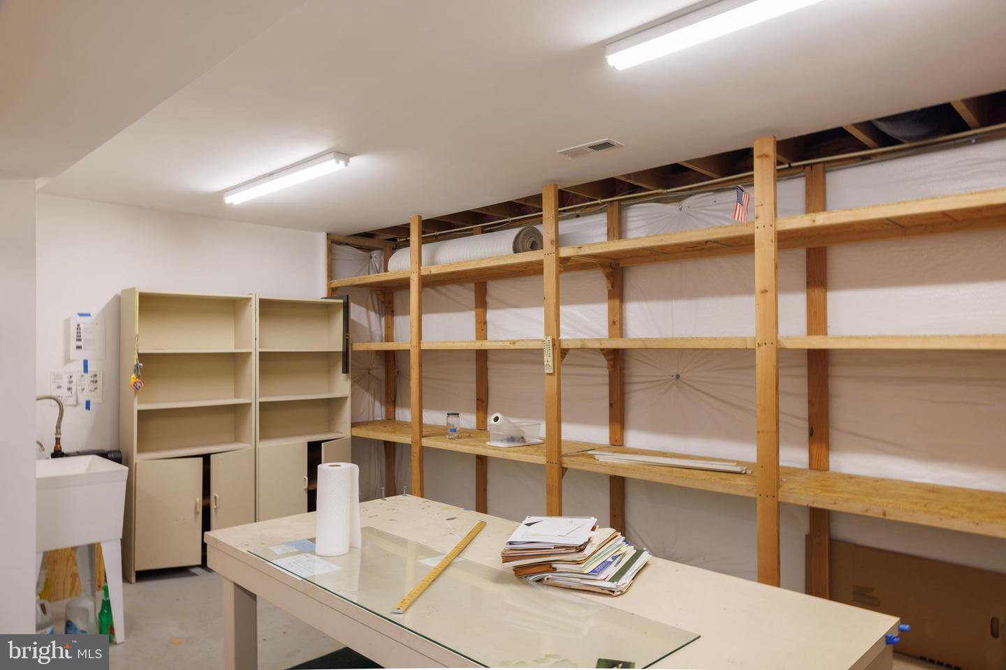 8623 JAMES CREEK DR, SPRINGFIELD, Virginia 22152, 5 Bedrooms Bedrooms, ,3 BathroomsBathrooms,Residential,For sale,8623 JAMES CREEK DR,VAFX2277582 MLS # VAFX2277582