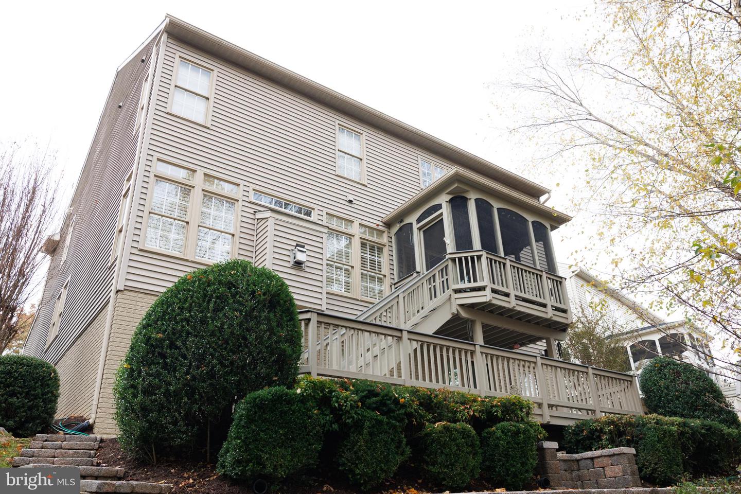 8623 JAMES CREEK DR, SPRINGFIELD, Virginia 22152, 5 Bedrooms Bedrooms, ,3 BathroomsBathrooms,Residential,For sale,8623 JAMES CREEK DR,VAFX2277582 MLS # VAFX2277582