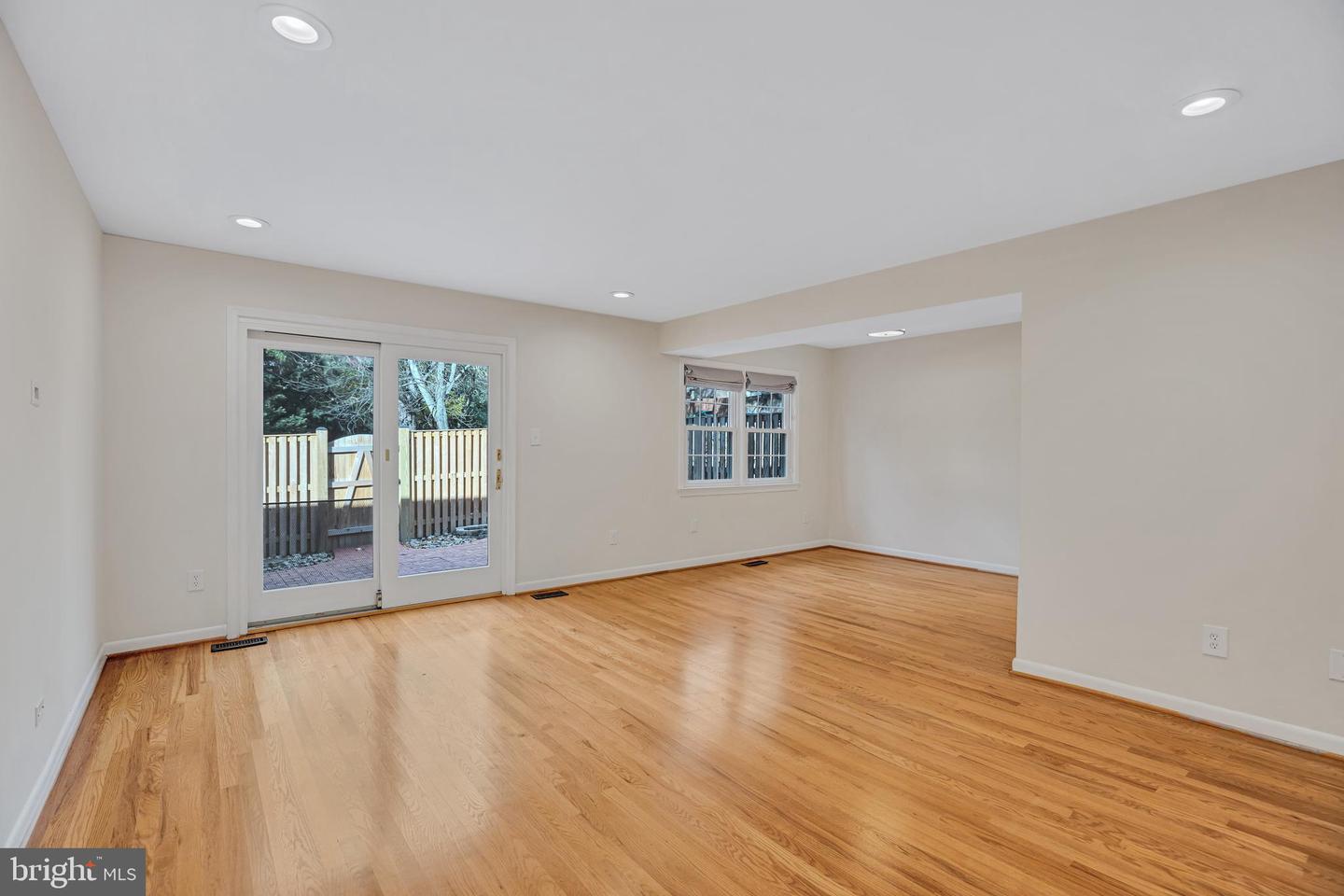 1840 GOLF VIEW CT, RESTON, Virginia 20190, 3 Bedrooms Bedrooms, ,2 BathroomsBathrooms,Residential,For sale,1840 GOLF VIEW CT,VAFX2277826 MLS # VAFX2277826 1840 GOLF VIEW CT, RESTON, Virginia 20190, 3 Bedrooms Bedrooms, ,2 BathroomsBathrooms,Residential,For sale,1840 GOLF VIEW CT,VAFX2277826 MLS # VAFX2277826