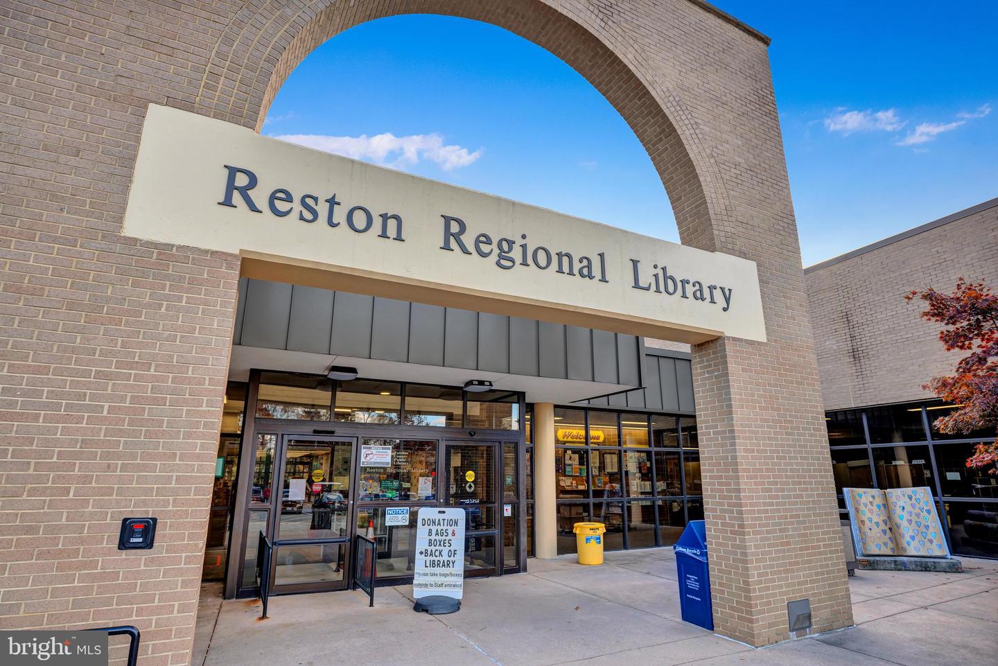 1840 GOLF VIEW CT, RESTON, Virginia 20190, 3 Bedrooms Bedrooms, ,2 BathroomsBathrooms,Residential,For sale,1840 GOLF VIEW CT,VAFX2277826 MLS # VAFX2277826 1840 GOLF VIEW CT, RESTON, Virginia 20190, 3 Bedrooms Bedrooms, ,2 BathroomsBathrooms,Residential,For sale,1840 GOLF VIEW CT,VAFX2277826 MLS # VAFX2277826