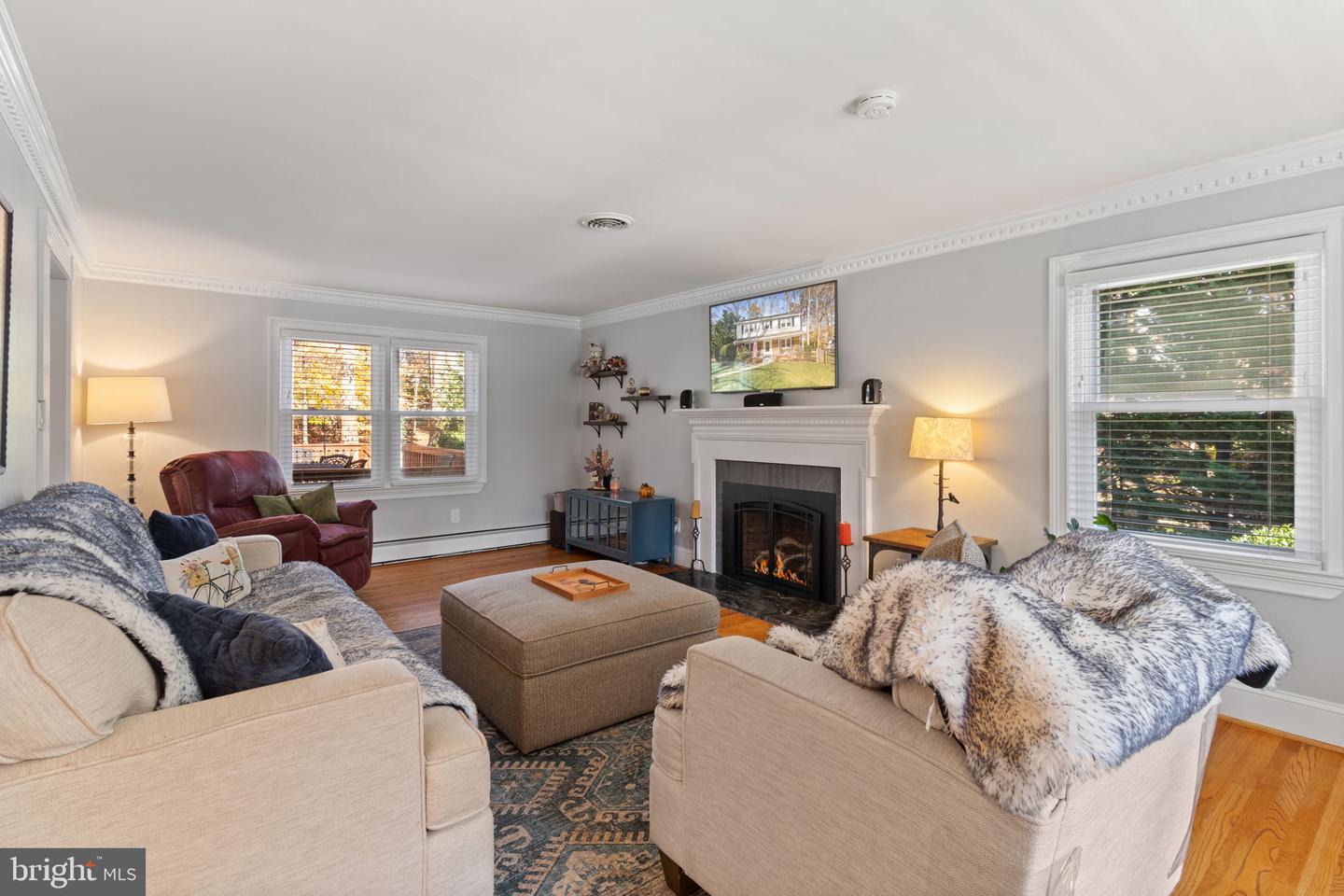 10714 DUDLEY CT, FAIRFAX, Virginia 22030, 4 Bedrooms Bedrooms, ,2 BathroomsBathrooms,Residential,For sale,10714 DUDLEY CT,VAFX2277946 MLS # VAFX2277946