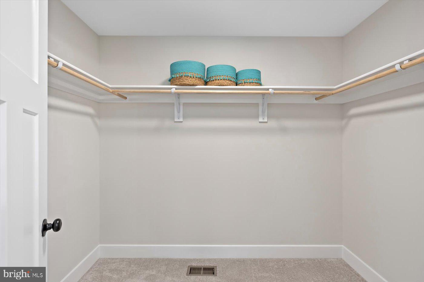 23439 VALLEY LN, UNIONVILLE, Virginia 22567, 4 Bedrooms Bedrooms, ,3 BathroomsBathrooms,Residential,For sale,23439 VALLEY LN,VAOR2012748 MLS # VAOR2012748