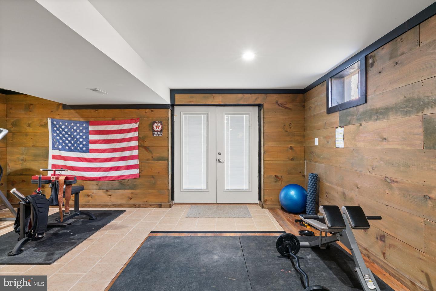 2182 TOWLES RD, MIDLAND, Virginia 22728, 5 Bedrooms Bedrooms, ,4 BathroomsBathrooms,Residential,For sale,2182 TOWLES RD,VAFQ2019608 MLS # VAFQ2019608