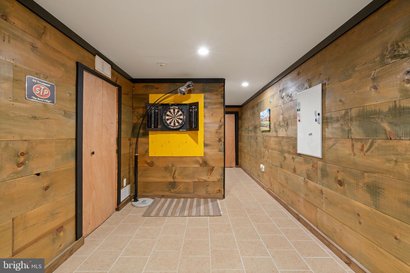 2182 TOWLES RD, MIDLAND, Virginia 22728, 5 Bedrooms Bedrooms, ,4 BathroomsBathrooms,Residential,For sale,2182 TOWLES RD,VAFQ2019608 MLS # VAFQ2019608