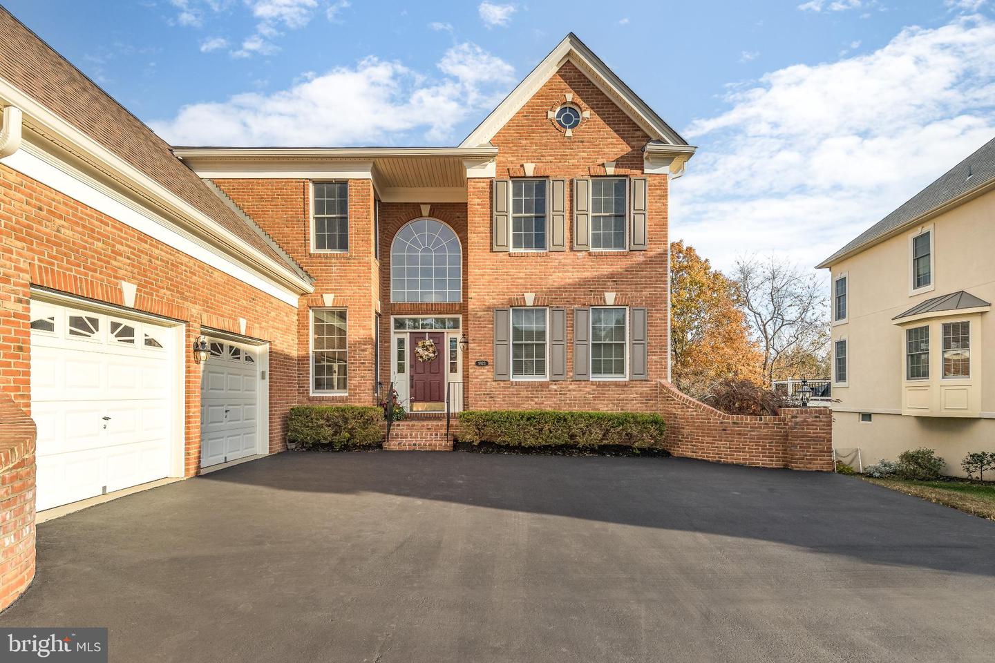 5923 INTERLACHEN CT, HAYMARKET, Virginia 20169, 4 Bedrooms Bedrooms, 8 Rooms Rooms,3 BathroomsBathrooms,Residential,For sale,5923 INTERLACHEN CT,VAPW2107532 MLS # VAPW2107532 5923 INTERLACHEN CT, HAYMARKET, Virginia 20169, 4 Bedrooms Bedrooms, 8 Rooms Rooms,3 BathroomsBathrooms,Residential,For sale,5923 INTERLACHEN CT,VAPW2107532 MLS # VAPW2107532