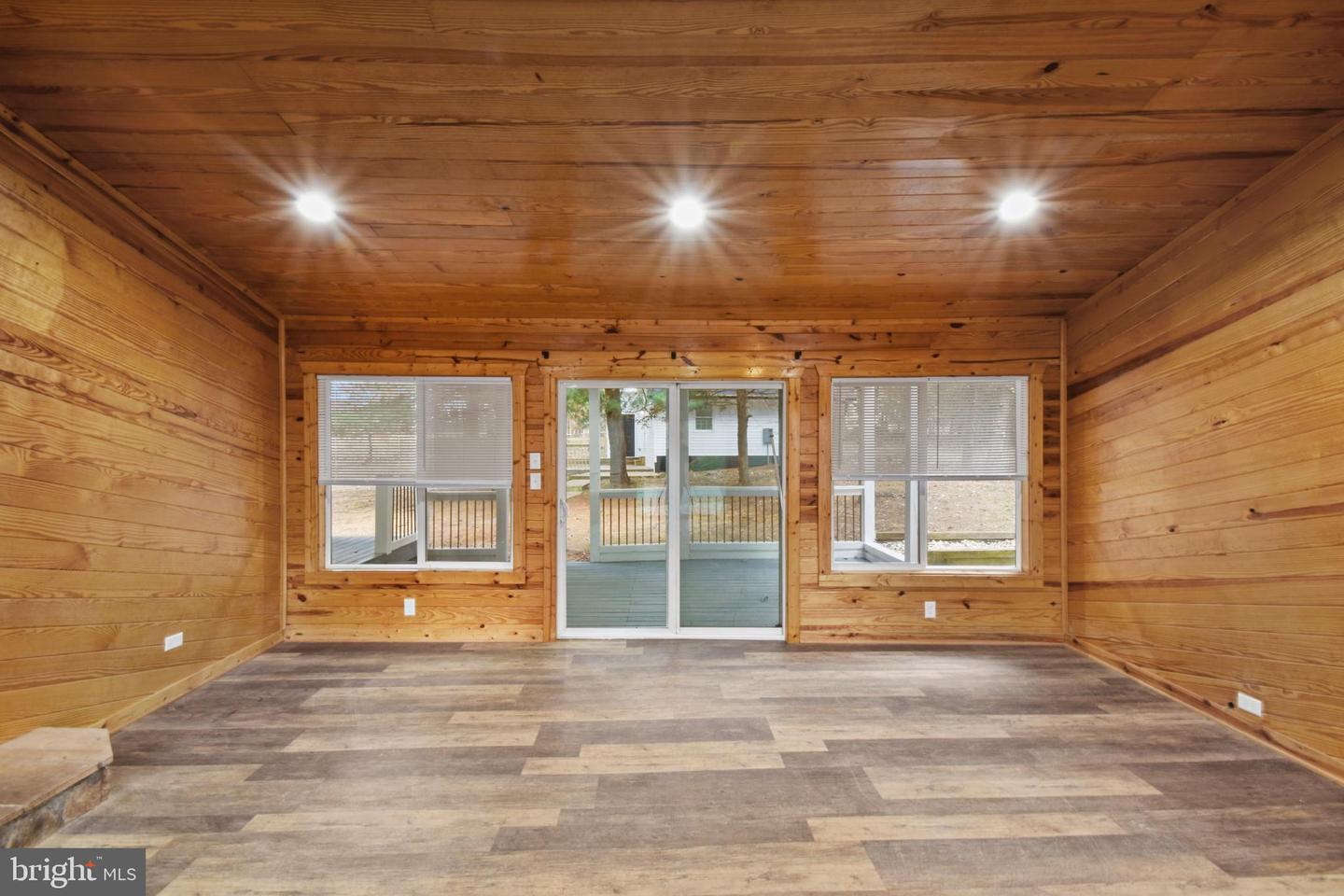 187 DUFF LN, RUCKERSVILLE, Virginia 22968, 6 Bedrooms Bedrooms, ,6 BathroomsBathrooms,Residential,For sale,187 DUFF LN,VAGR2000778 MLS # VAGR2000778