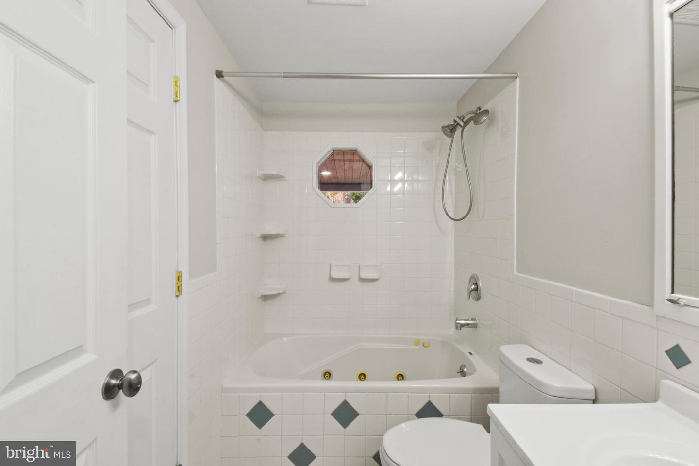 187 DUFF LN, RUCKERSVILLE, Virginia 22968, 6 Bedrooms Bedrooms, ,6 BathroomsBathrooms,Residential,For sale,187 DUFF LN,VAGR2000778 MLS # VAGR2000778