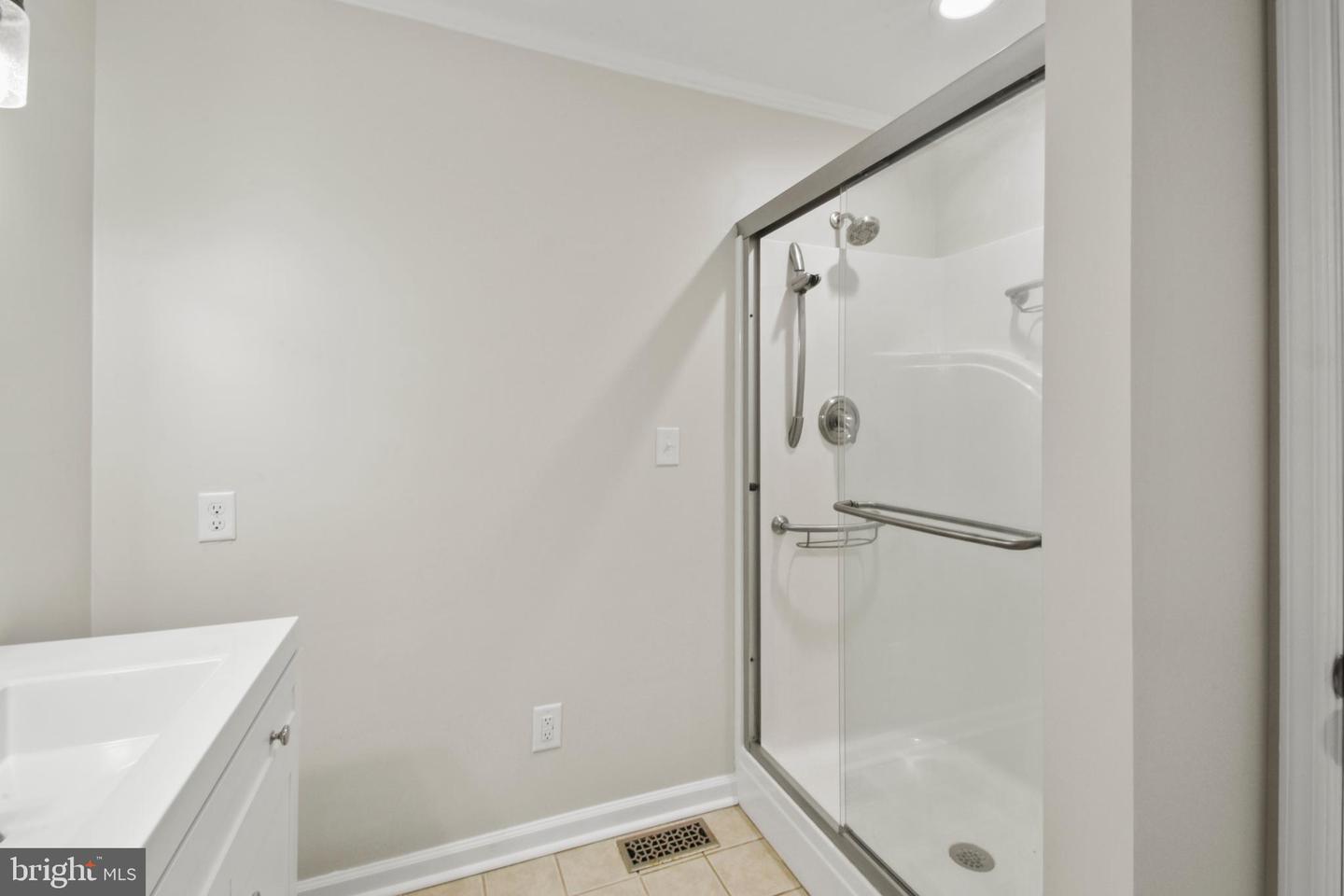 187 DUFF LN, RUCKERSVILLE, Virginia 22968, 6 Bedrooms Bedrooms, ,6 BathroomsBathrooms,Residential,For sale,187 DUFF LN,VAGR2000778 MLS # VAGR2000778