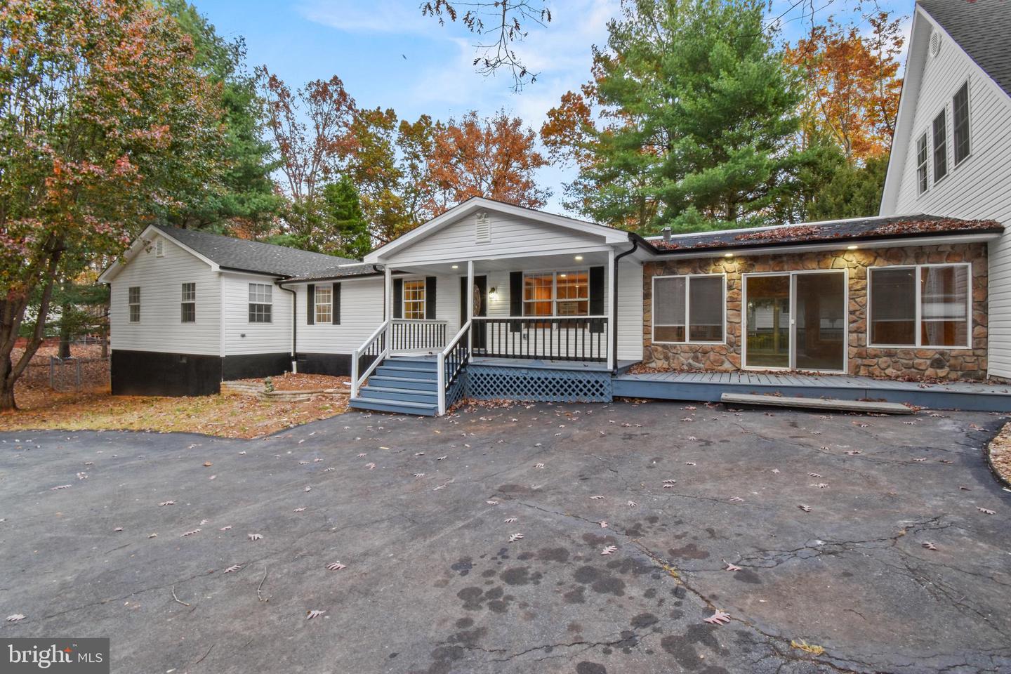 187 DUFF LN, RUCKERSVILLE, Virginia 22968, 6 Bedrooms Bedrooms, ,6 BathroomsBathrooms,Residential,For sale,187 DUFF LN,VAGR2000778 MLS # VAGR2000778