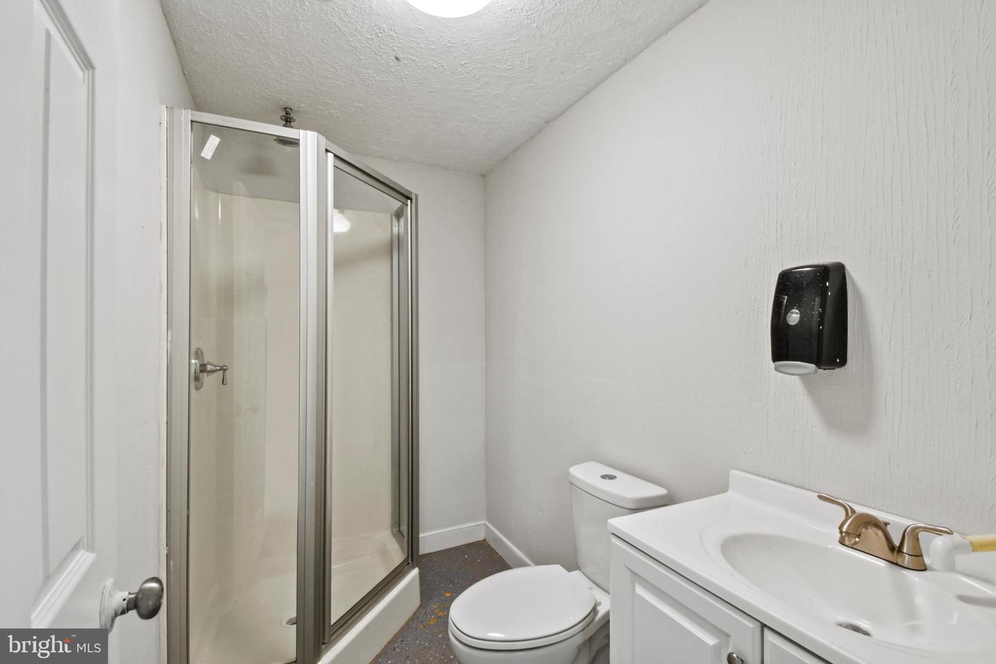 187 DUFF LN, RUCKERSVILLE, Virginia 22968, 6 Bedrooms Bedrooms, ,6 BathroomsBathrooms,Residential,For sale,187 DUFF LN,VAGR2000778 MLS # VAGR2000778