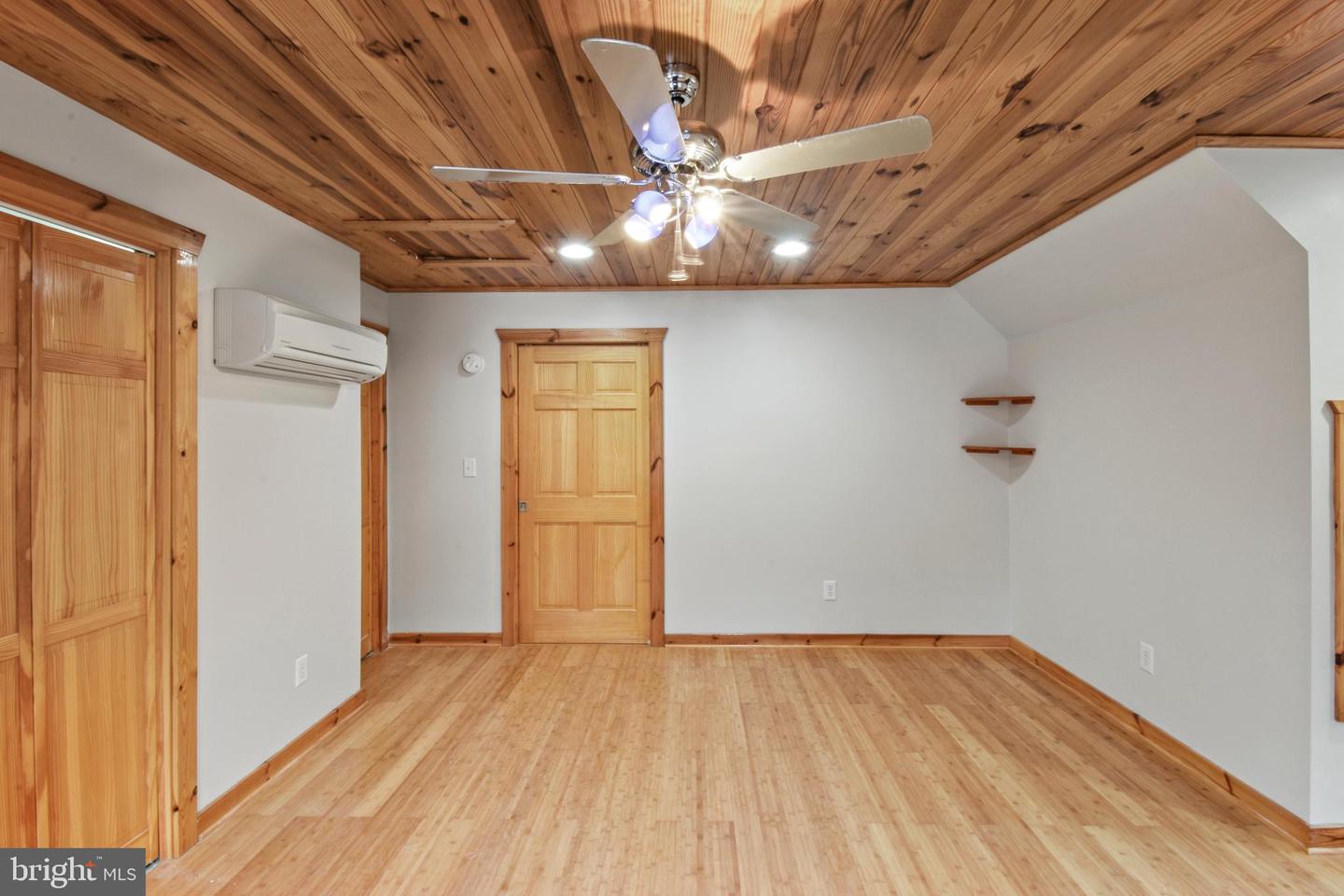 187 DUFF LN, RUCKERSVILLE, Virginia 22968, 6 Bedrooms Bedrooms, ,6 BathroomsBathrooms,Residential,For sale,187 DUFF LN,VAGR2000778 MLS # VAGR2000778