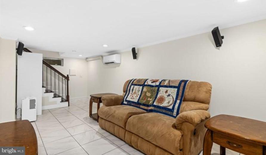 44 RAVENWOOD DR, FREDERICKSBURG, Virginia 22406, 3 Bedrooms Bedrooms, 12 Rooms Rooms,3 BathroomsBathrooms,Residential,For sale,44 RAVENWOOD DR,VAST2044130 MLS # VAST2044130