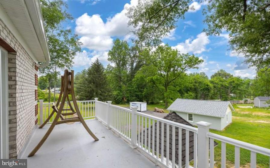 44 RAVENWOOD DR, FREDERICKSBURG, Virginia 22406, 3 Bedrooms Bedrooms, 12 Rooms Rooms,3 BathroomsBathrooms,Residential,For sale,44 RAVENWOOD DR,VAST2044130 MLS # VAST2044130