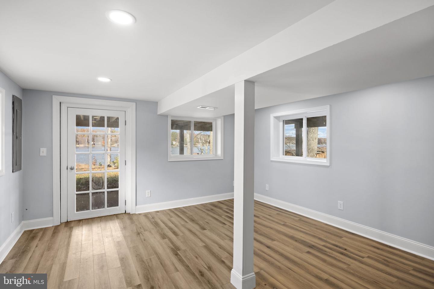 1262 S LAKESHORE DR, LOUISA, Virginia 23093, 3 Bedrooms Bedrooms, 9 Rooms Rooms,2 BathroomsBathrooms,Residential,For sale,1262 S LAKESHORE DR,VALA2008892 MLS # VALA2008892