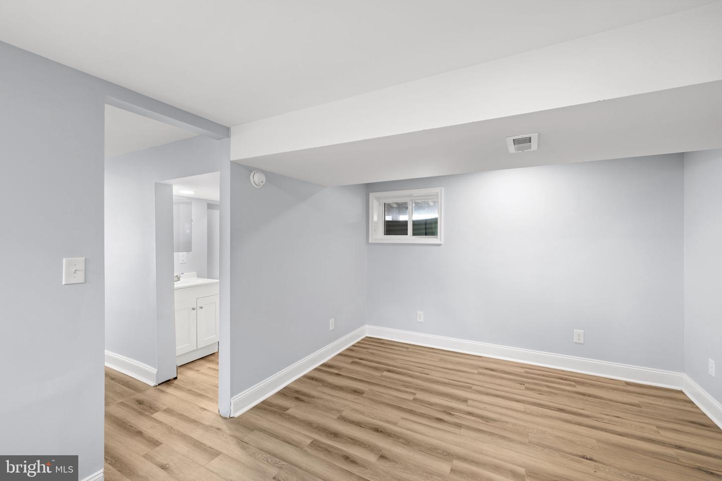 1262 S LAKESHORE DR, LOUISA, Virginia 23093, 3 Bedrooms Bedrooms, 9 Rooms Rooms,2 BathroomsBathrooms,Residential,For sale,1262 S LAKESHORE DR,VALA2008892 MLS # VALA2008892