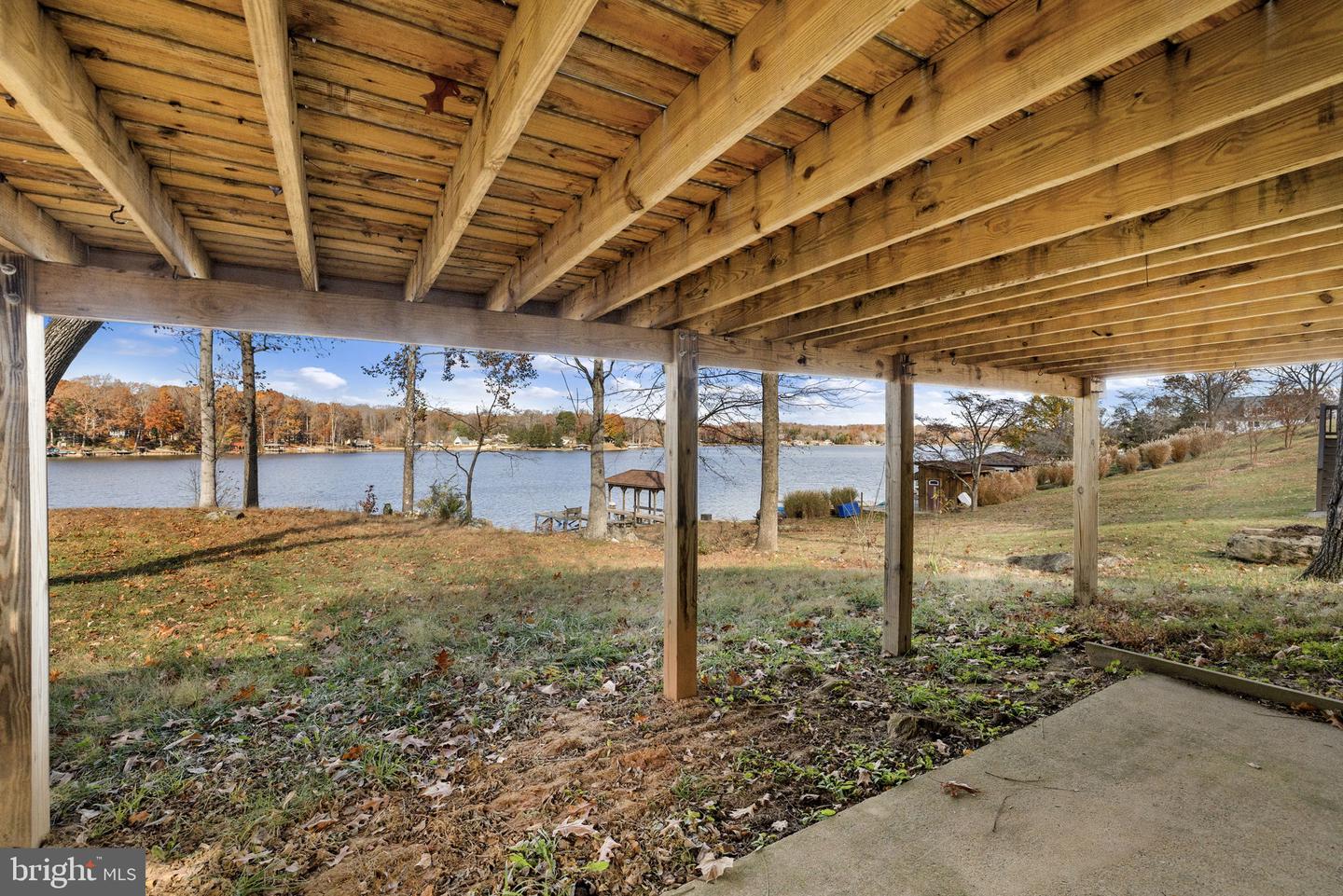 1262 S LAKESHORE DR, LOUISA, Virginia 23093, 3 Bedrooms Bedrooms, 9 Rooms Rooms,2 BathroomsBathrooms,Residential,For sale,1262 S LAKESHORE DR,VALA2008892 MLS # VALA2008892