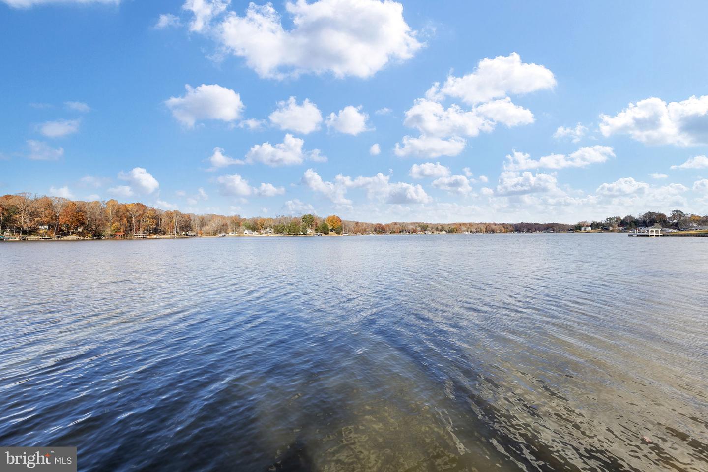 1262 S LAKESHORE DR, LOUISA, Virginia 23093, 3 Bedrooms Bedrooms, 9 Rooms Rooms,2 BathroomsBathrooms,Residential,For sale,1262 S LAKESHORE DR,VALA2008892 MLS # VALA2008892