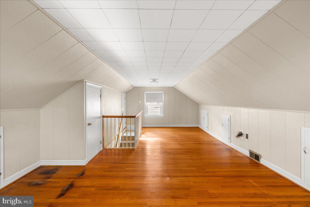 312 SHAWNEE AVE, WINCHESTER, Virginia 22601, 3 Bedrooms Bedrooms, 7 Rooms Rooms,1 BathroomBathrooms,Residential,For sale,312 SHAWNEE AVE,VAWI2009454 MLS # VAWI2009454