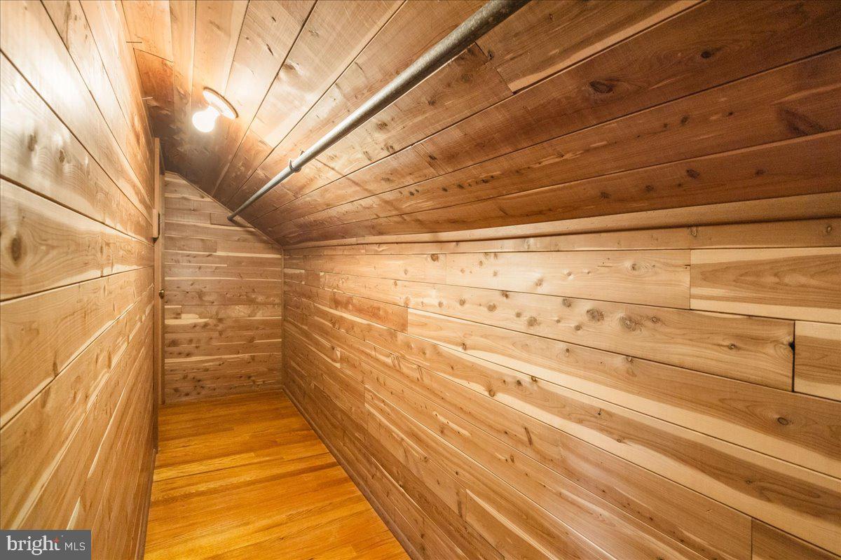 312 SHAWNEE AVE, WINCHESTER, Virginia 22601, 3 Bedrooms Bedrooms, 7 Rooms Rooms,1 BathroomBathrooms,Residential,For sale,312 SHAWNEE AVE,VAWI2009454 MLS # VAWI2009454