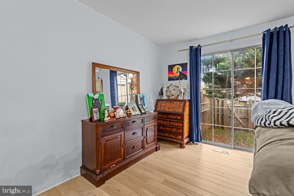 14434 SALISBURY PLAIN CT, CENTREVILLE, Virginia 20120, 2 Bedrooms Bedrooms, ,3 BathroomsBathrooms,Residential,For sale,14434 SALISBURY PLAIN CT,VAFX2278710 MLS # VAFX2278710