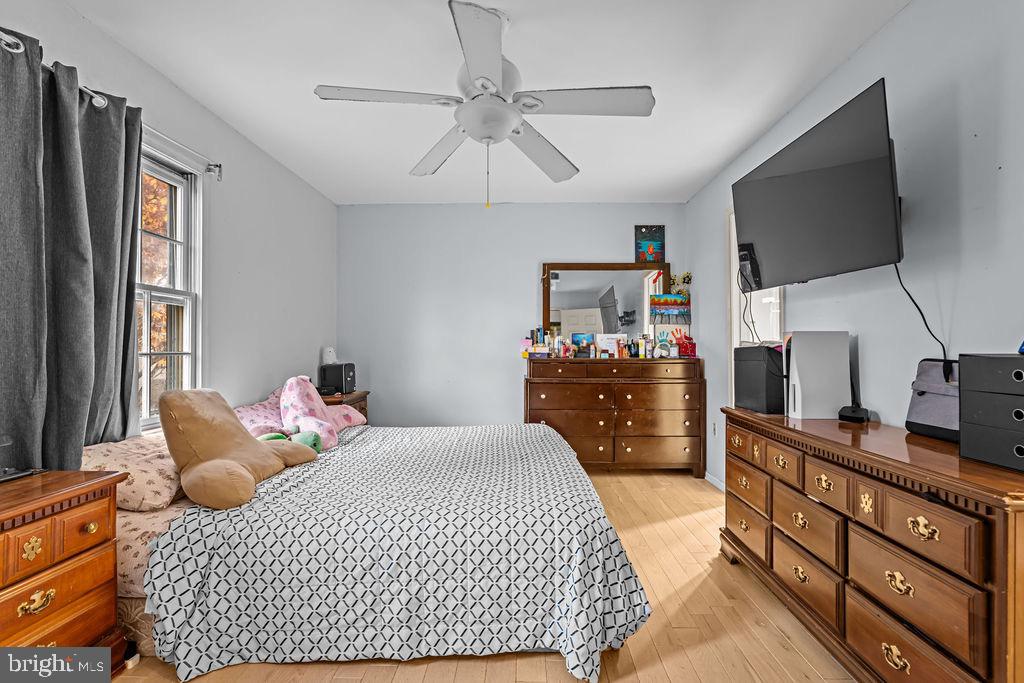 14434 SALISBURY PLAIN CT, CENTREVILLE, Virginia 20120, 2 Bedrooms Bedrooms, ,3 BathroomsBathrooms,Residential,For sale,14434 SALISBURY PLAIN CT,VAFX2278710 MLS # VAFX2278710