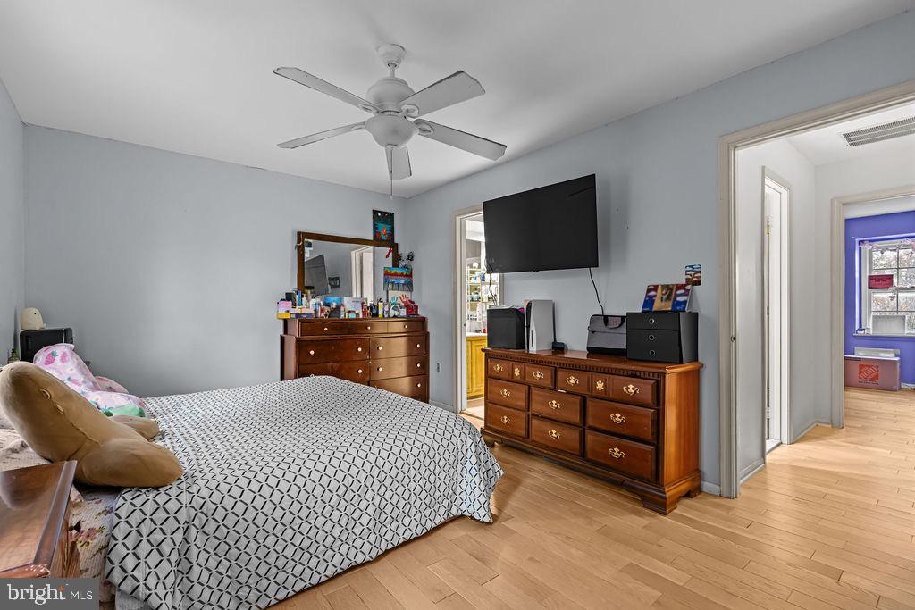 14434 SALISBURY PLAIN CT, CENTREVILLE, Virginia 20120, 2 Bedrooms Bedrooms, ,3 BathroomsBathrooms,Residential,For sale,14434 SALISBURY PLAIN CT,VAFX2278710 MLS # VAFX2278710