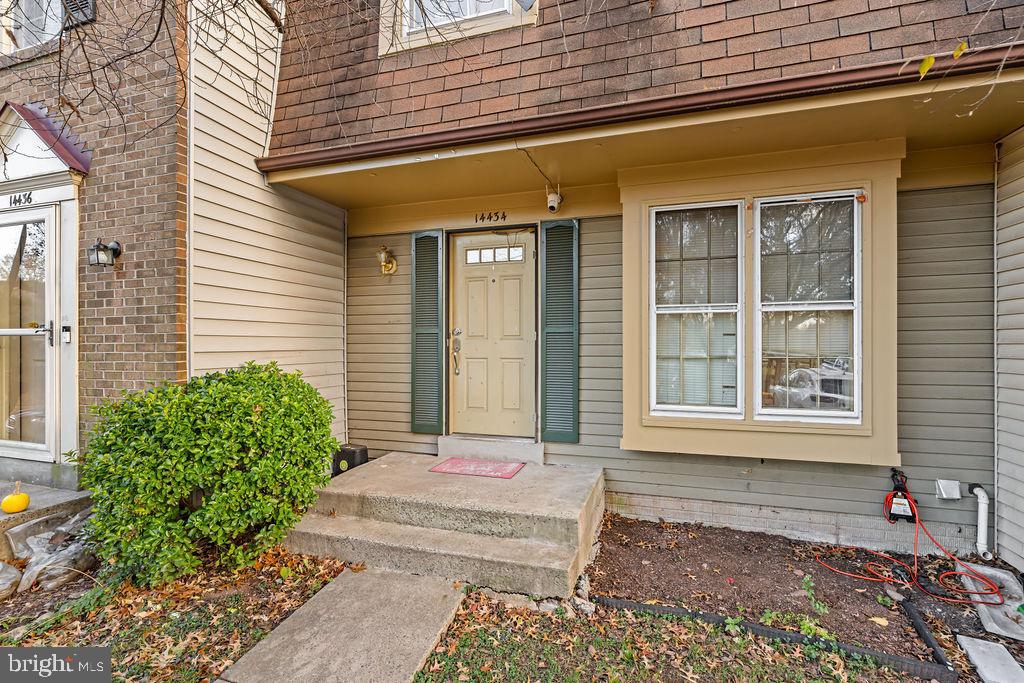 14434 SALISBURY PLAIN CT, CENTREVILLE, Virginia 20120, 2 Bedrooms Bedrooms, ,3 BathroomsBathrooms,Residential,For sale,14434 SALISBURY PLAIN CT,VAFX2278710 MLS # VAFX2278710