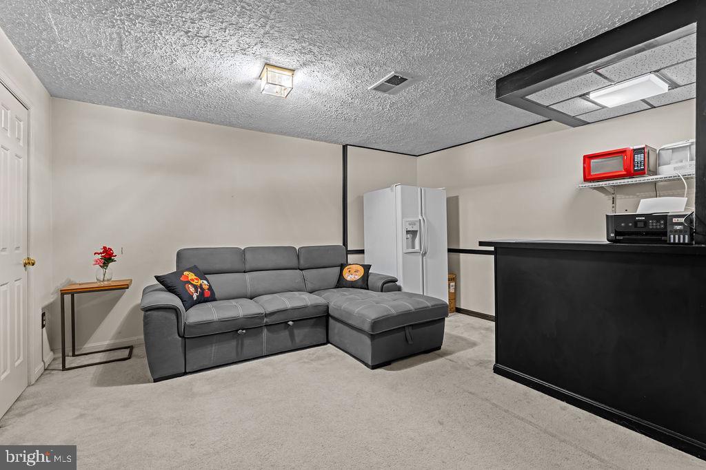 14434 SALISBURY PLAIN CT, CENTREVILLE, Virginia 20120, 2 Bedrooms Bedrooms, ,3 BathroomsBathrooms,Residential,For sale,14434 SALISBURY PLAIN CT,VAFX2278710 MLS # VAFX2278710