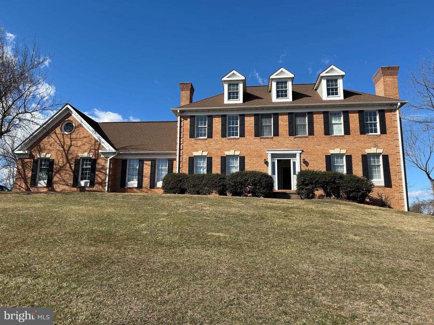 8484 TURKEY RUN DR, WARRENTON, Virginia 20187, 4 Bedrooms Bedrooms, ,3 BathroomsBathrooms,Residential,For sale,8484 TURKEY RUN DR,VAFQ2019646 MLS # VAFQ2019646